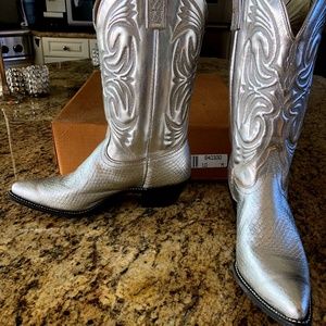 VTG 90's Silver Leather snakeskin stamped Cowboy Boots